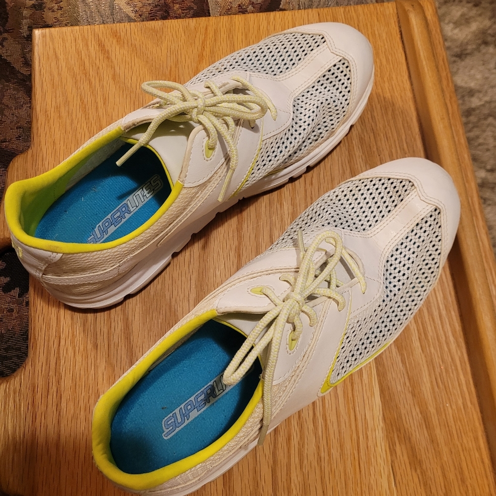Women's Foot Joy Golf Shoes